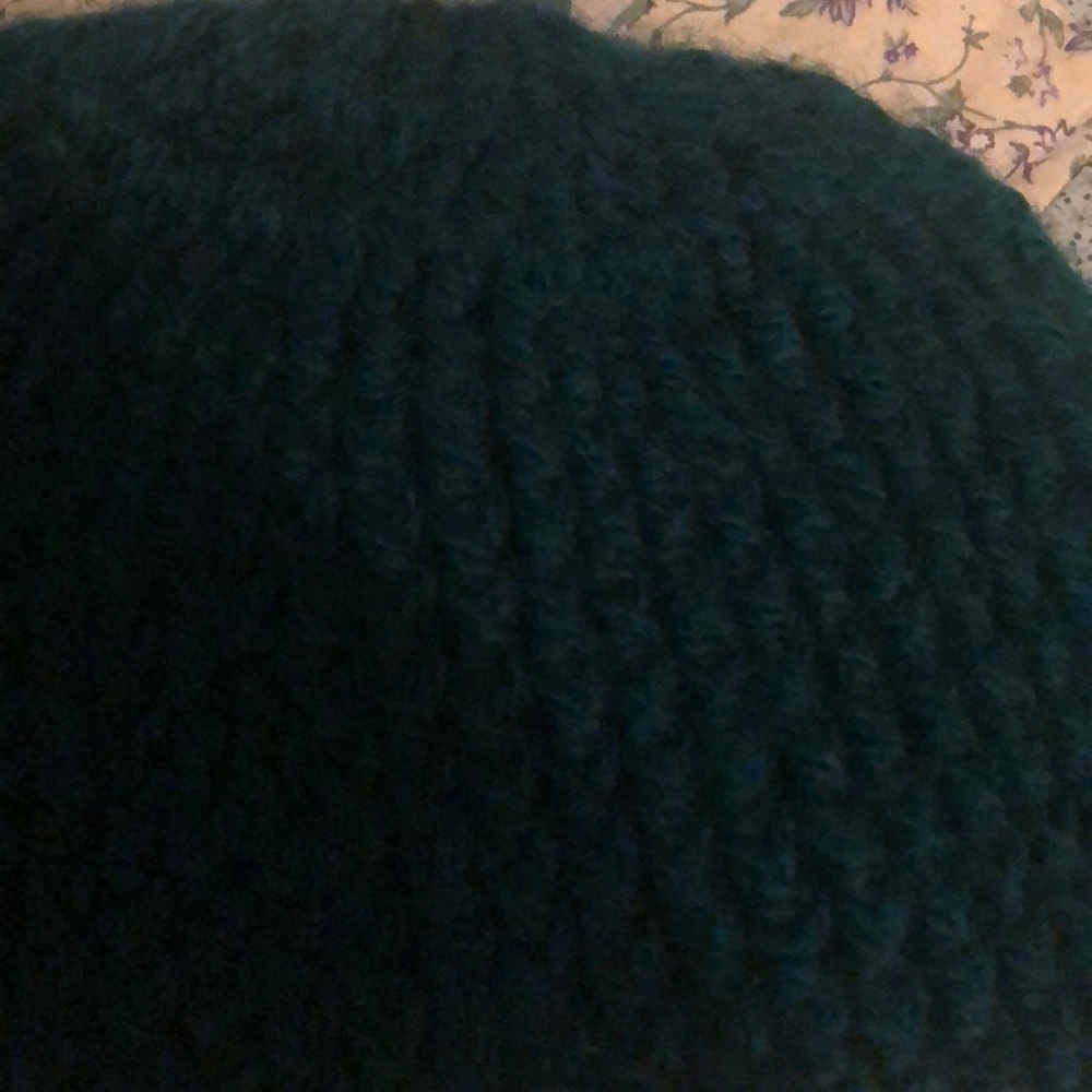 Knitted hat - Picture 2 of 3